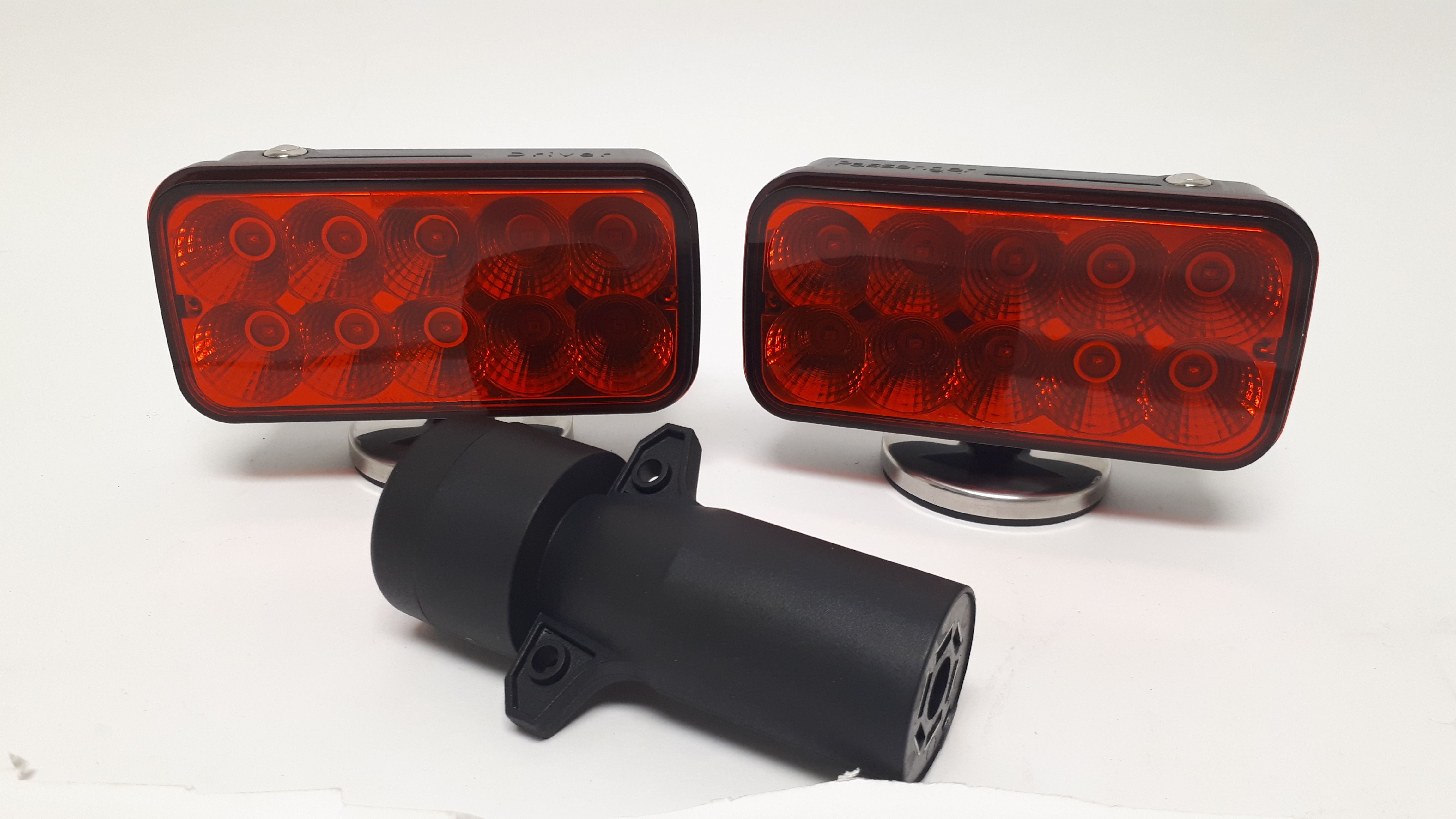 Tow Rite 211010 - Wireless Tow Light Set on Magnetic Base