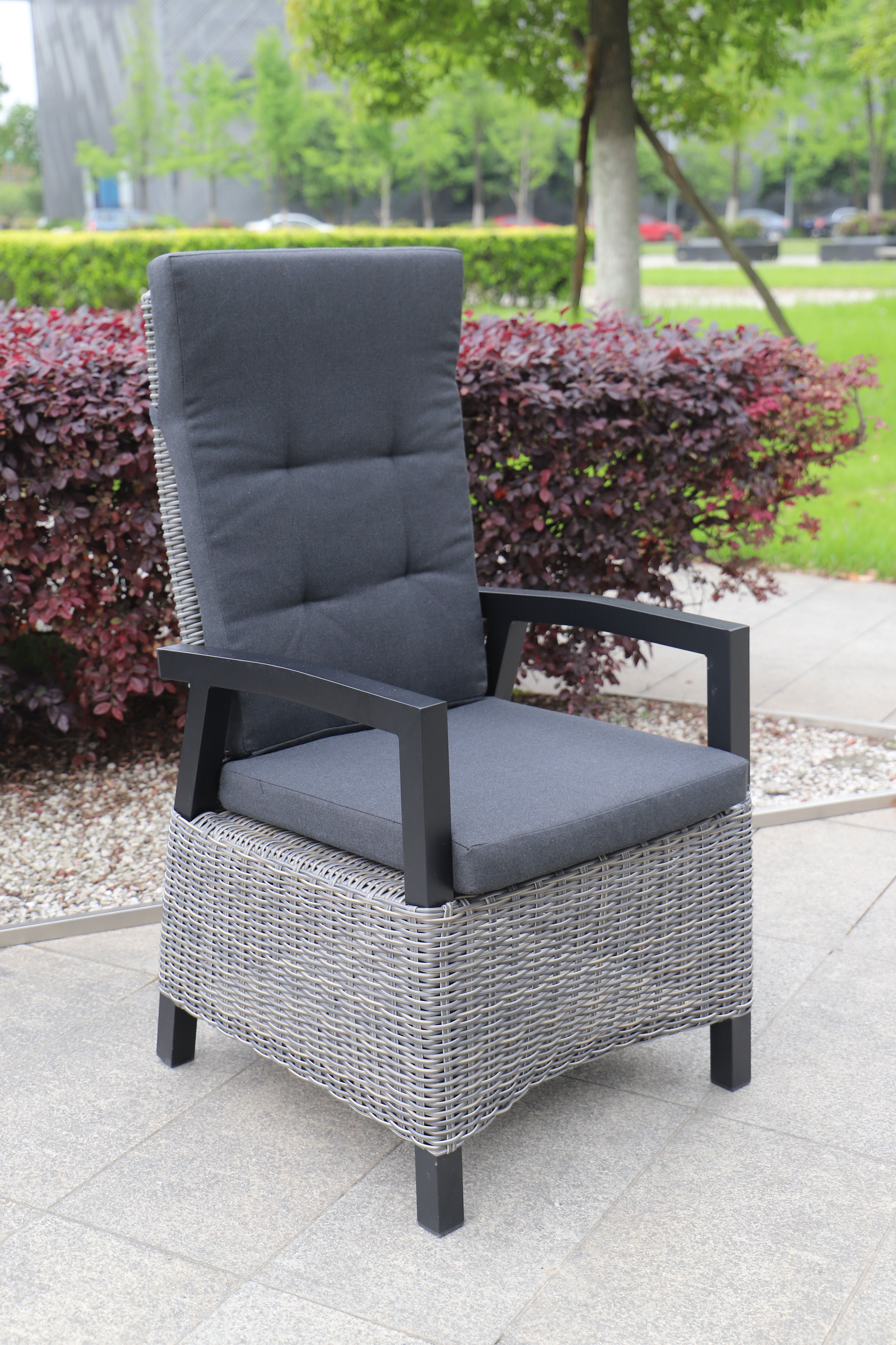 PatioZone Reclining Chair in Wicker with One-Piece 3" Polyester Cushion Aluminum Frame (MOSS-0935TC) - Taupe / Charcoal