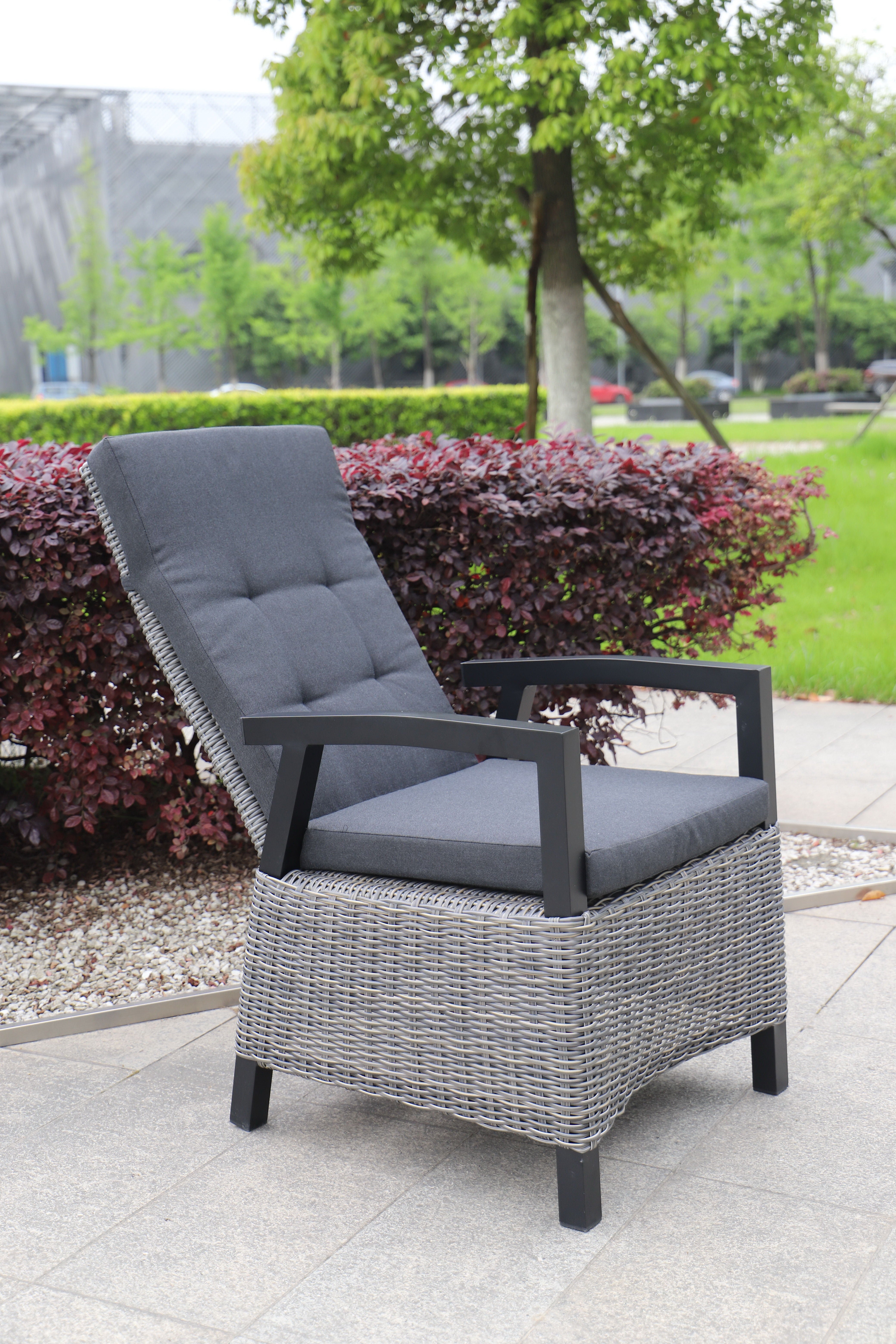 PatioZone Reclining Chair in Wicker with One-Piece 3" Polyester Cushion Aluminum Frame (MOSS-0935TC) - Taupe / Charcoal