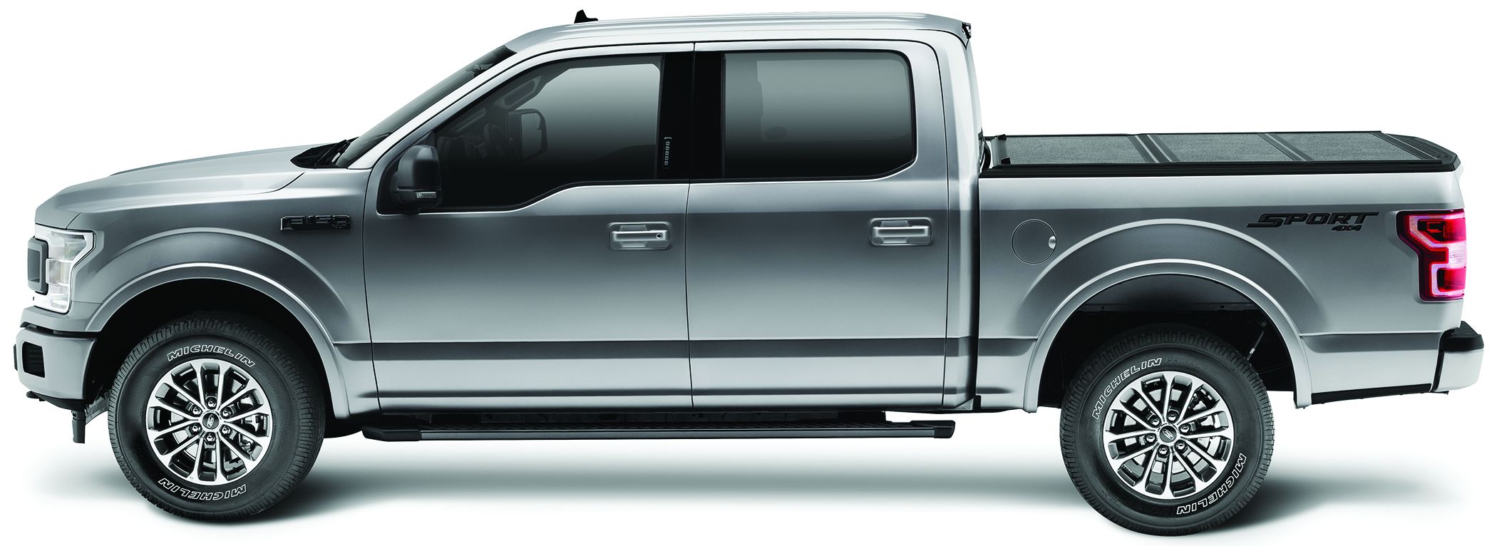 RTX® • RTX14003 • Hard Folding Tonneau Cover • Chevy Colorado / Canyon 6' 15-21