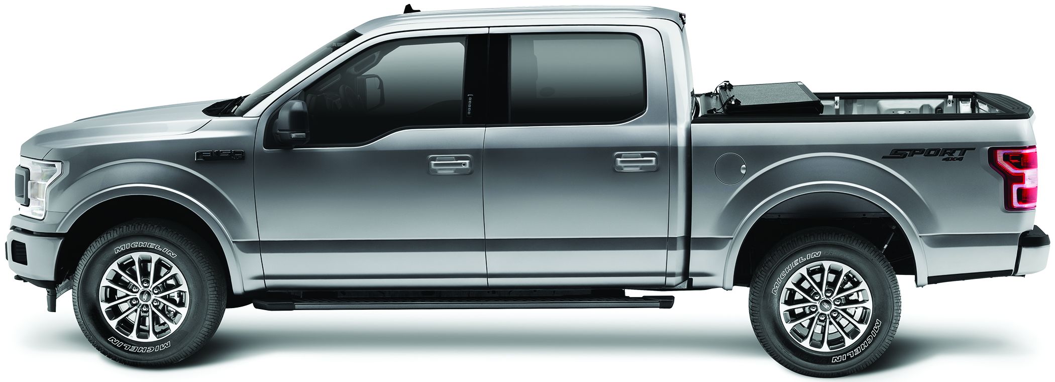 RTX® • RTX14020 • Hard Folding Tonneau Cover • Chevy Silverado / Sierra 5'8" 19-21