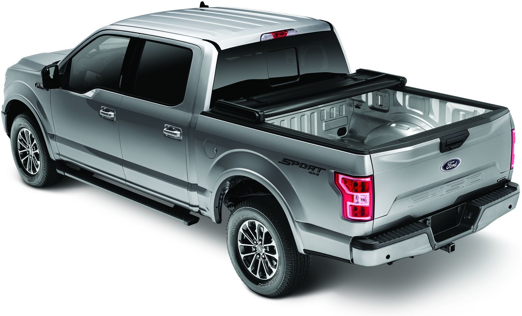 RTX® • RTX59312 • Soft Folding Tonneau Cover • Ford F-150 5'5" 15-20