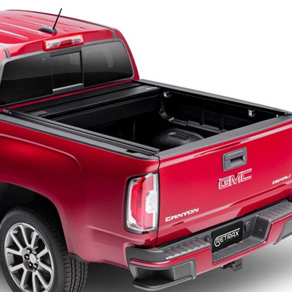 Retrax® • 60484 • RetraxONE MX • Hard Retractable Manual Tonneau Cover • Chevrolet Silverado 2500 HD 20-23